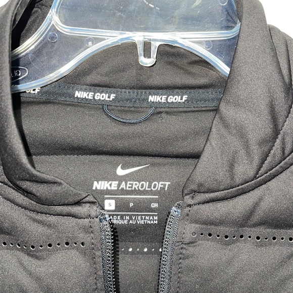 SOLD NIKE AEROLOFT GOLF Black Jacket Lightweight Warmth NWT $250. - Picture 9 of 9